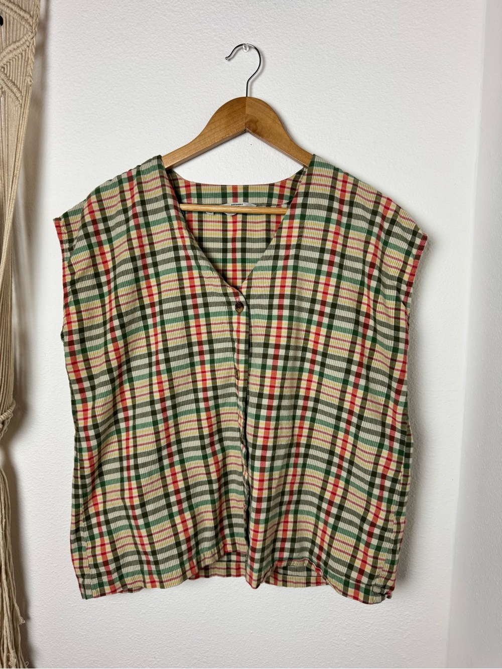 Women’s Plaid Button-Front Blouse in Green and Cream - Picture 4 of 6